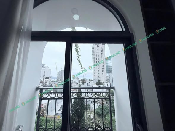 Modern Beachside Apartment on Ho Nghinh Street — photo 3