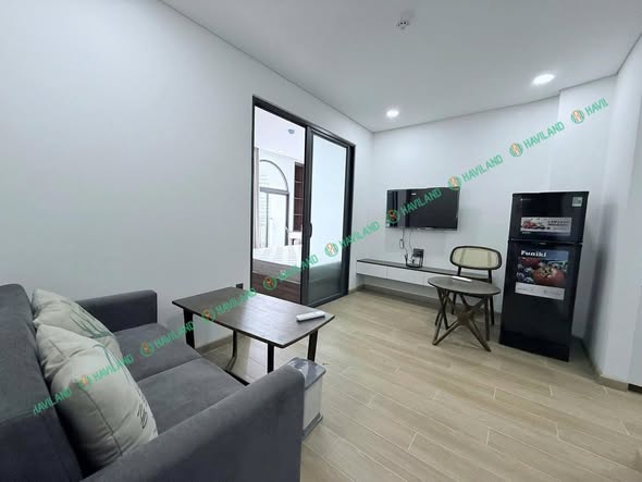 Modern Beachside Apartment on Ho Nghinh Street — photo 5