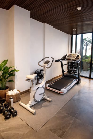 Brand-New Luxury 2BR Residence Near My Khe Beach — photo 2