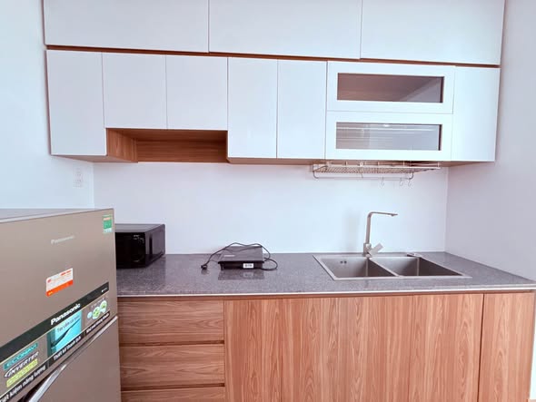 Modern Studio with Balcony in Le Van Duyet Area — photo 5