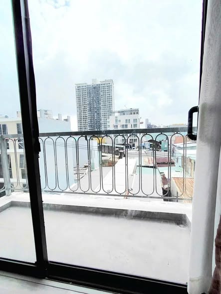 Modern 1-Bedroom with Dragon View Balconies — photo 5