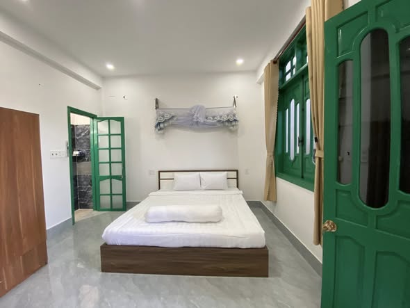 Charming 3-Bedroom House with Garden in Hoi An — photo 5