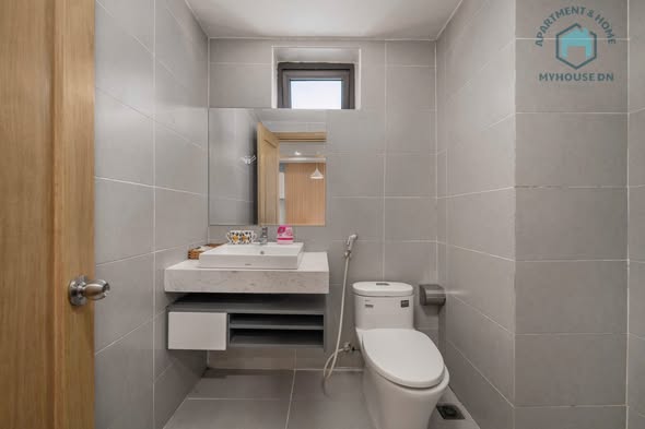 Modern Luxury Apartment with Panoramic Views in Da Nang — photo 5