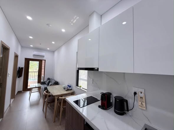 Modern 2-Bedroom Apartment in Son Tra, Da Nang — photo 2
