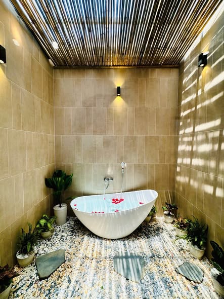 Brand New 3-Story House in Central Da Nang — photo 3