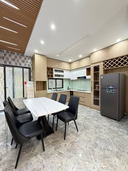 Spacious 3-Story House in Lien Chieu District — photo 3