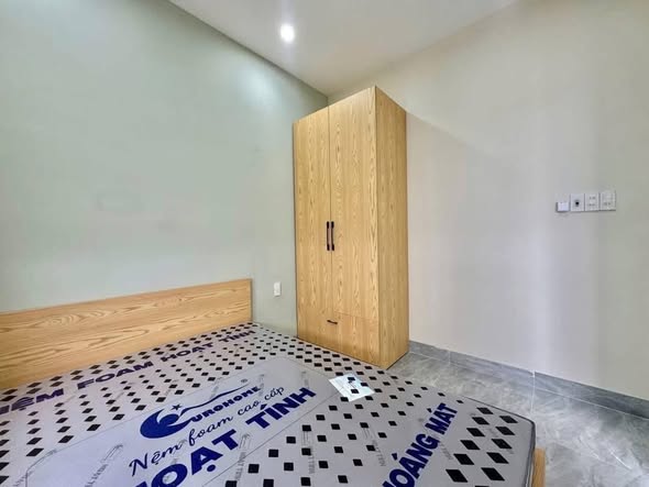 Modern 1-Bedroom Apartment in Peaceful Hoa Xuan Neighborhood — photo 5