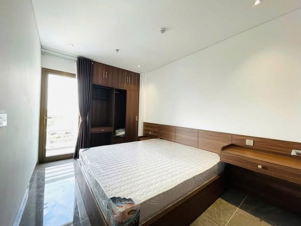 Modern 1-Bedroom Apartment in Da Nang City Center — photo 3