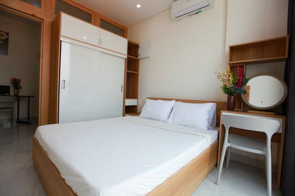 Modern 1BR Apartment with Balcony in An Thuong — photo 3