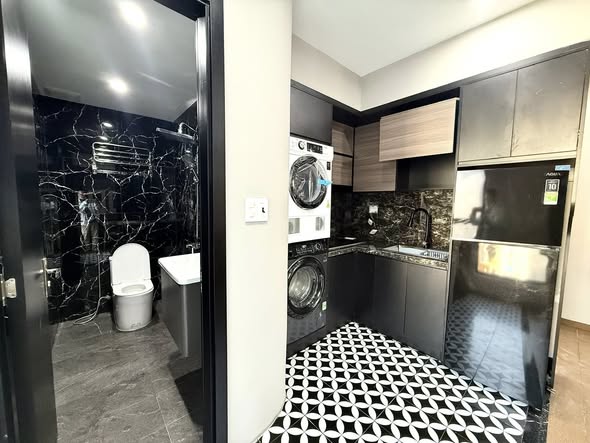 Modern 1-Bedroom Apartment in My Khe Beach Area — photo 4