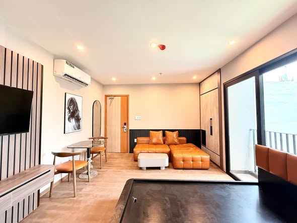 Modern One-Bedroom Apartments in Quiet My Khe Area — photo 2