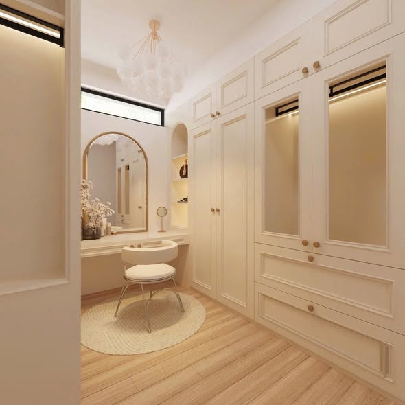 Spacious Two-Story House in Convenient Location — photo 3