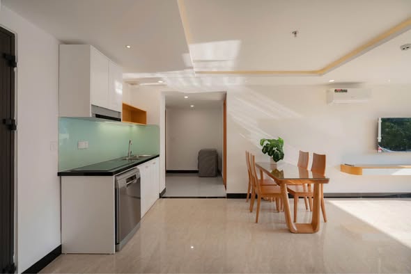 Spacious Family Apartment Near Beach in Da Nang — photo 5