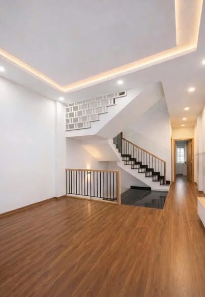 Spacious 4-Story House in Tran Cao Van Alley — photo 2