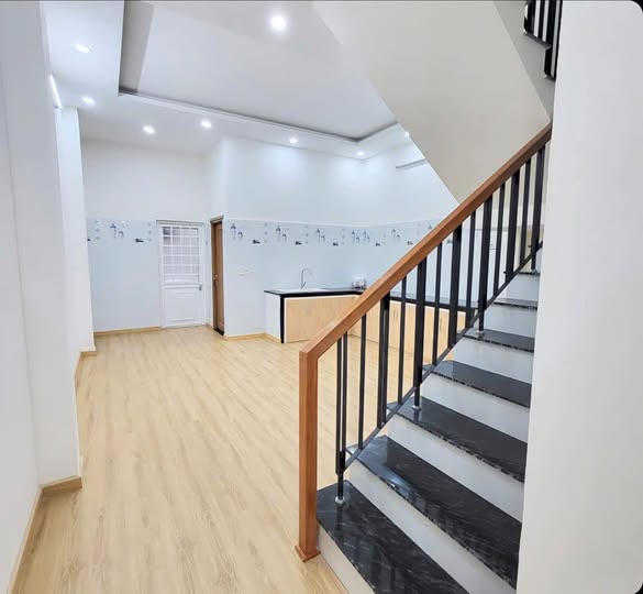 Modern House Rental Near Lake in Lossby Area — photo 4