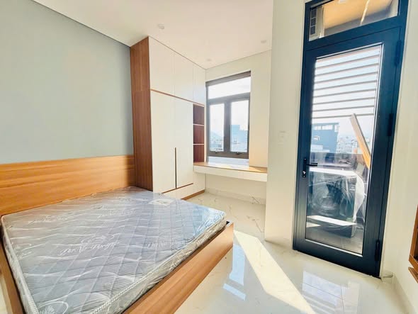 Modern 1-Bedroom Apartment in Peaceful Lien Chieu District — photo 2