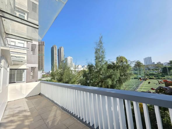 Modern Apartment at HAMONY Complex with Balcony Views — photo 4