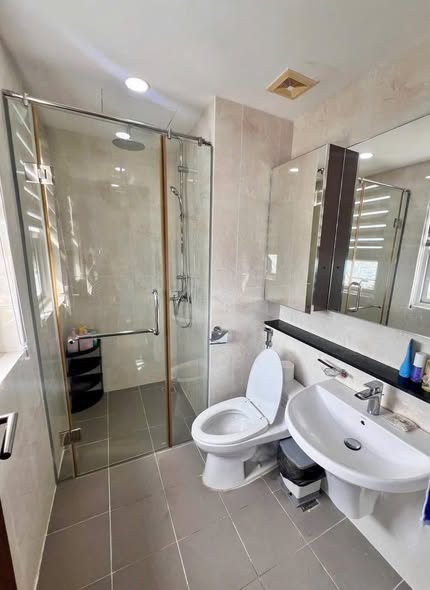 Modern 3BR Apartment in Blooming Tower High Floor — photo 5