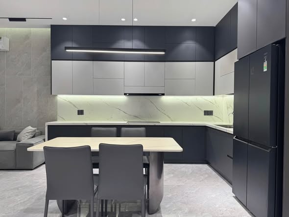 Modern 4-Story House in Da Nang City Center — photo 3