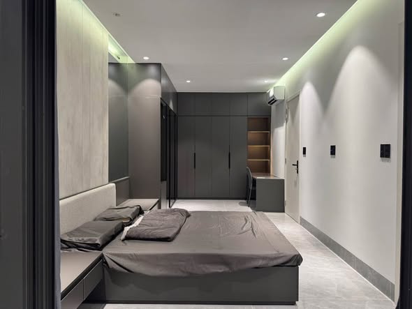 Modern 4-Story House in Da Nang City Center — photo 4