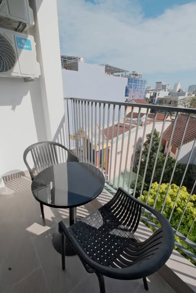 Modern Apartment Near My Khe Beach with City View — photo 2