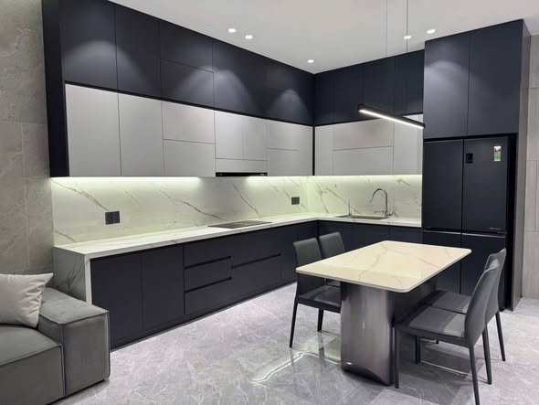 Spacious House for Rent in Central Da Nang Alley — photo 2