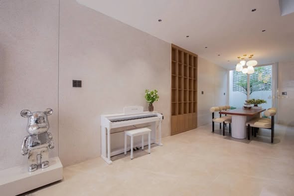 Modern Three-Story House in Ngu Hanh Son District Da Nang — photo 3