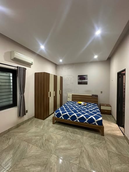 Spacious Garden House with Prime Street Frontage in Central Da Nang — photo 3