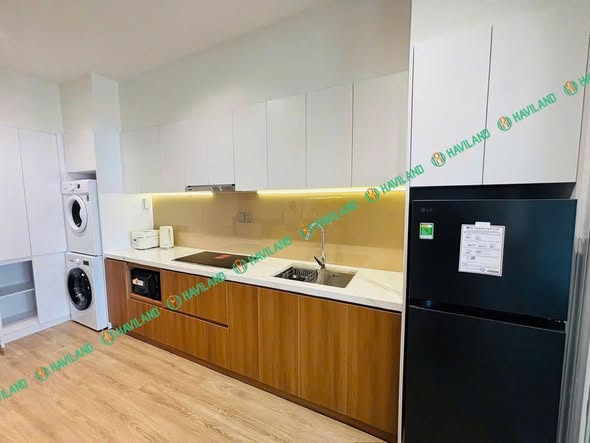 High-Floor Sun Cosmo Apartment with City River Views — photo 3