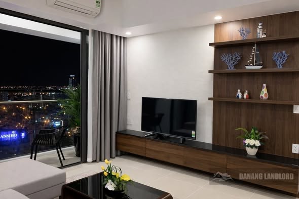 Modern 2BR Apartment with Stunning My Khe Beach View — photo 3