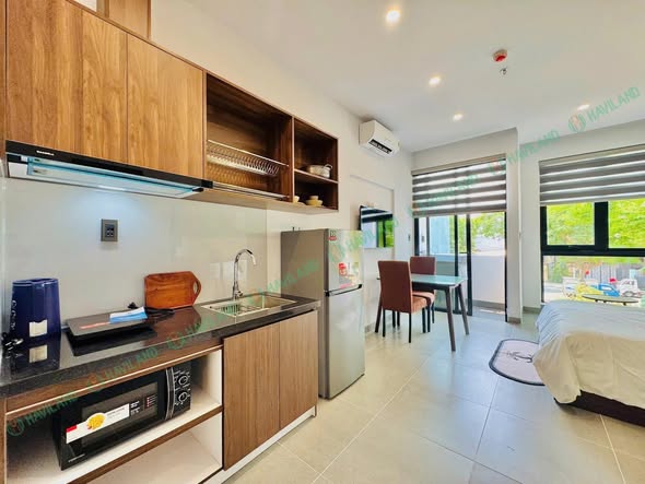 Modern Studio Apartment with Pool and Sauna in Prime Location — photo 3