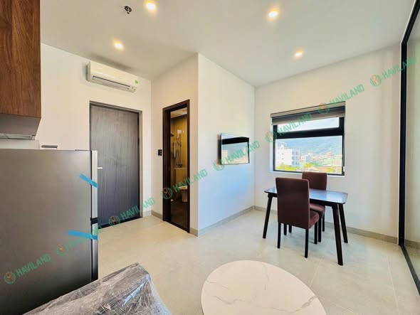 Modern One-Bedroom Apartment with Beautiful Sea Views — photo 3