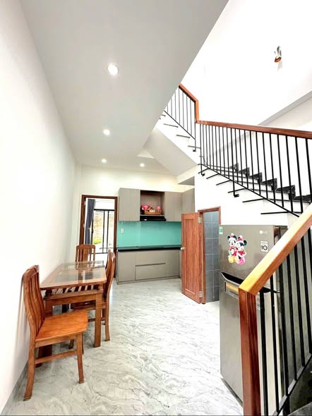 Corner Apartment with Three Bedrooms for Sale — photo 2