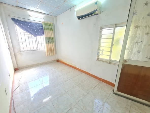 Stunning Two-Story House for Sale in Hai Chau Center — photo 3