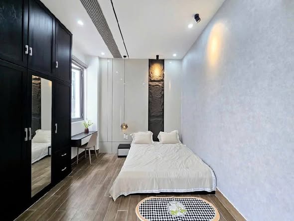 Stunning Two-Story House for Sale in Hai Chau Center — photo 3