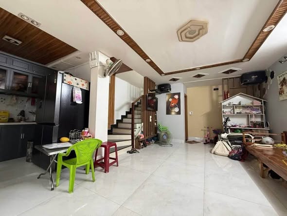 Stunning Street-Front Property in Son Tra for Sale — photo 3