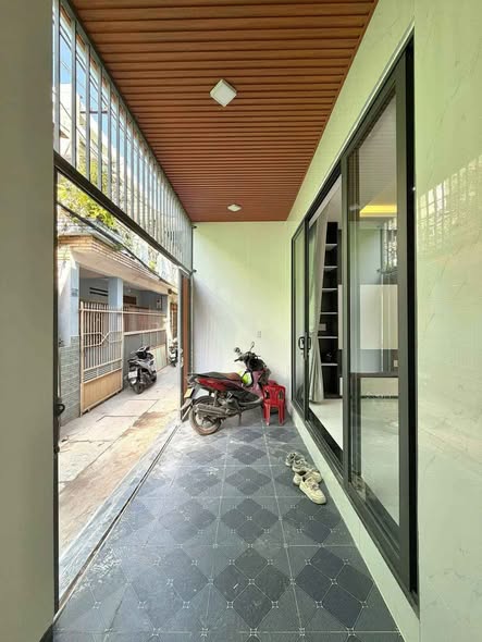 Modern and Spacious House for Sale in Ngu Hanh Son — photo 3