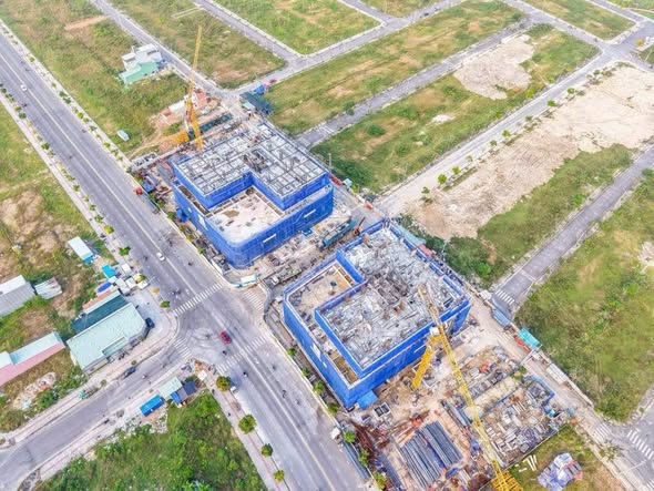 Prime Frontage Land for Sale in Hoa Xuan District — photo 4