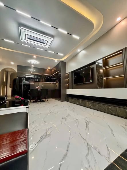 Stunning 3-Story House for Sale in Hoa Xuan — photo 4