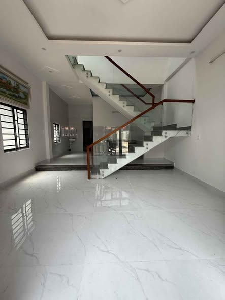 Spacious 2-Story Frontage House for Sale in Da Nang — photo 2