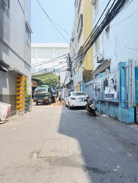 Modern 3-Story Townhouse for Sale in Hai Chau District — photo 2
