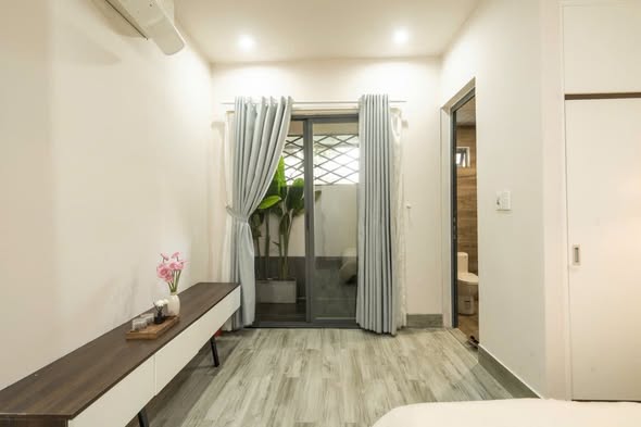 Modern Two-Story House in Vibrant An Thuong, Da Nang — photo 2