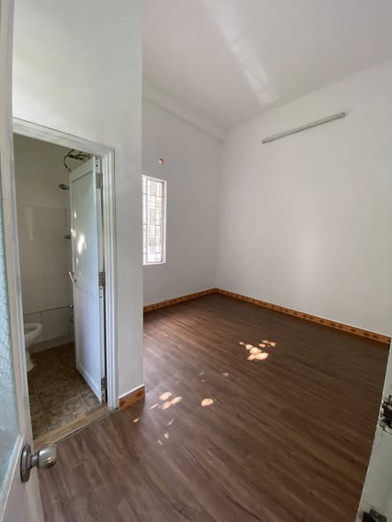 Modern 3-Story House in Central Da Nang — photo 3