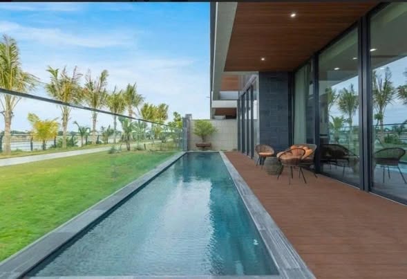 Luxurious 5-Bedroom Villa in Regal One River — photo 2