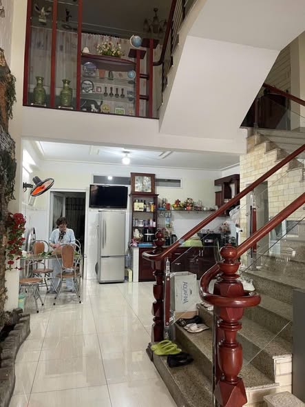 Brand New 2.5 Story House for Sale on 7.5m Road — photo 5