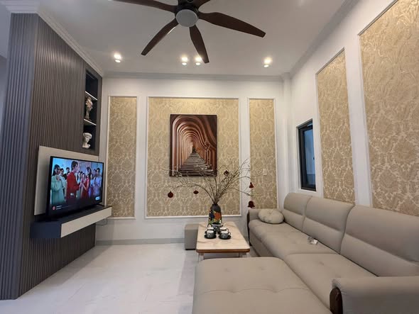 Modern Three-Story House for Sale in Da Nang — photo 1