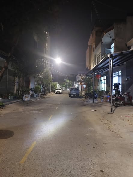 Prime Frontage Land for Sale Near My Khe Beach — photo 1