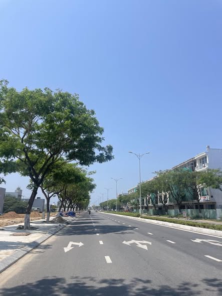 Prime Frontage Land on Vo Chi Cong Street for Sale — photo 2