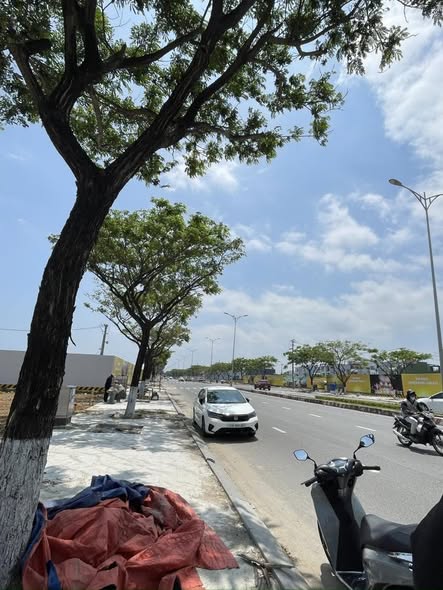 Prime Frontage Land on Vo Chi Cong Street for Sale — photo 4