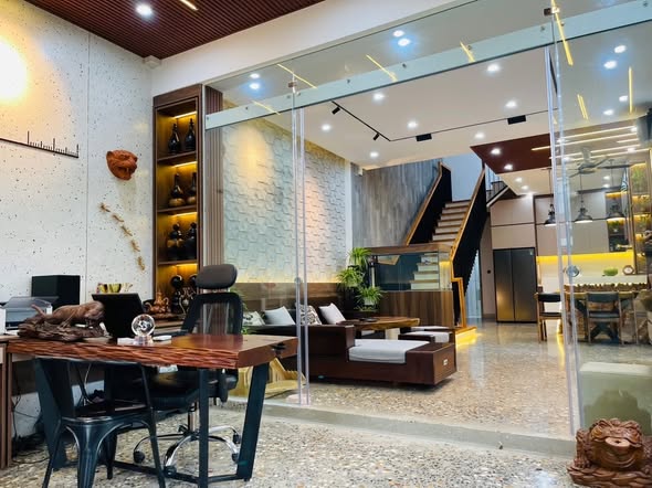 Beautiful New Villa in Quiet Hoa Xuan Neighborhood β photo 3